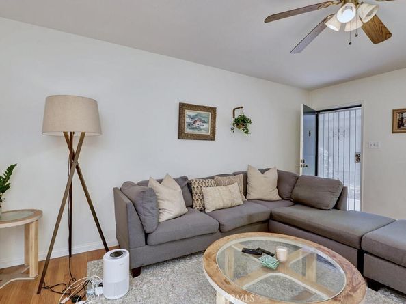 3042 E 3rd St 5, Long Beach CA 90814