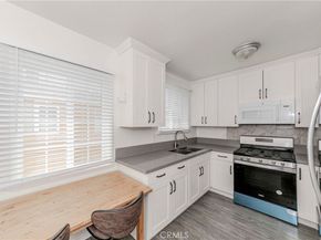 1349 W 35th Place, Los Angeles CA 90007