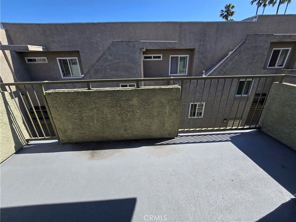 70 Harkness Avenue 4, Pasadena CA 91106