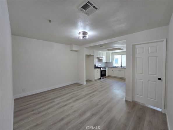 70 Harkness Avenue 4, Pasadena CA 91106