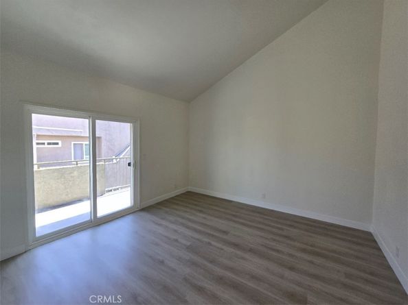 70 Harkness Avenue 4, Pasadena CA 91106