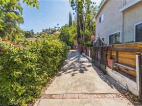 4804 Excelente Drive, Woodland Hills CA 91364