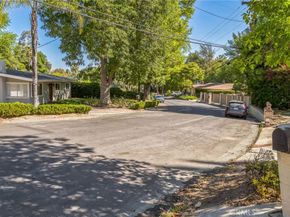 4804 Excelente Drive, Woodland Hills CA 91364