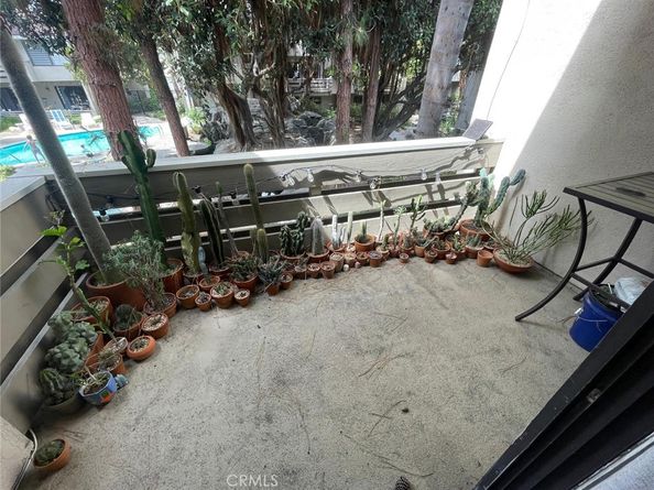 404 Brighton Springs, Costa Mesa CA 92627