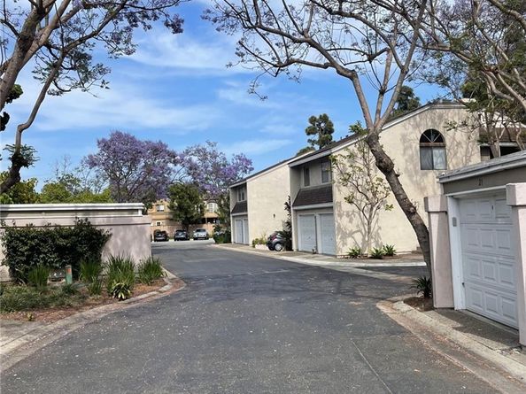 404 Brighton Springs, Costa Mesa CA 92627