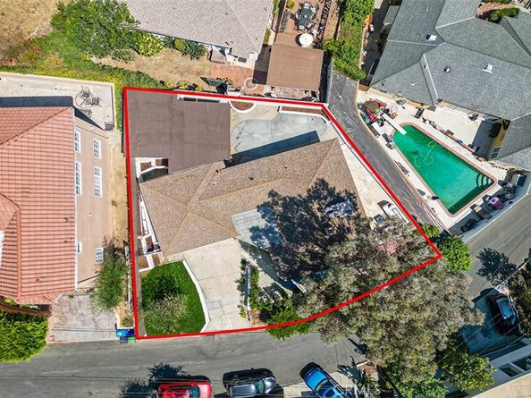 981 Nordica Drive, Los Angeles CA 90065