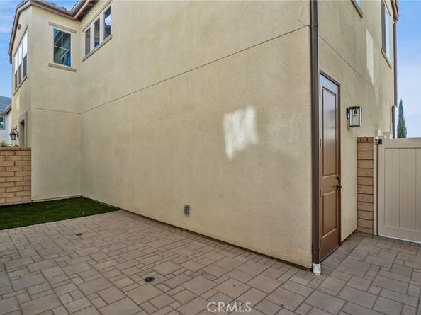 16122 Meadowhouse Avenue, Chino CA 91708