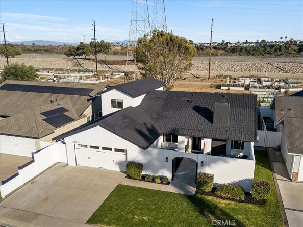 21072 Galbar Circle, Huntington Beach CA 92646