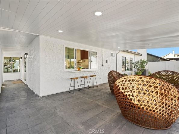 21072 Galbar Circle, Huntington Beach CA 92646