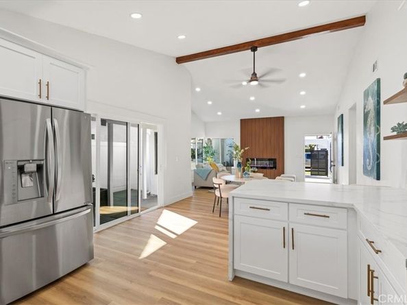 21072 Galbar Circle, Huntington Beach CA 92646