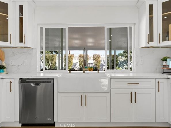 21072 Galbar Circle, Huntington Beach CA 92646
