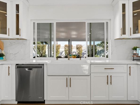 21072 Galbar Circle, Huntington Beach CA 92646