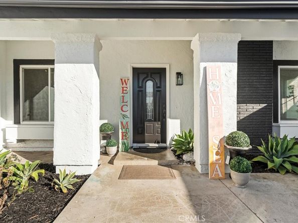 21072 Galbar Circle, Huntington Beach CA 92646
