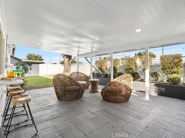 21072 Galbar Circle, Huntington Beach CA 92646