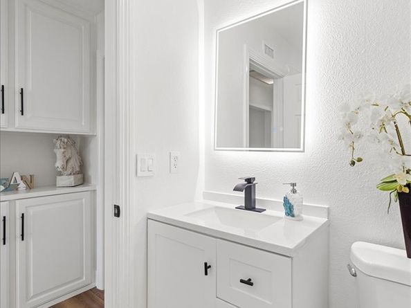 21072 Galbar Circle, Huntington Beach CA 92646