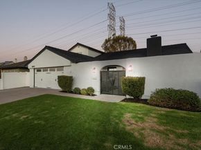 21072 Galbar Circle, Huntington Beach CA 92646