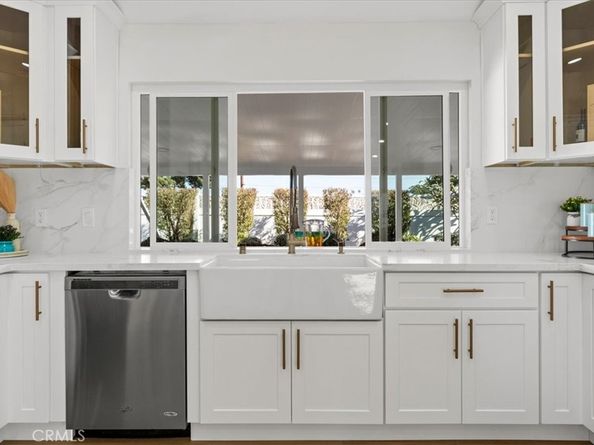 21072 Galbar Circle, Huntington Beach CA 92646