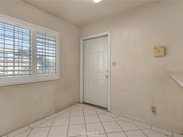 323 E 102nd St., Los Angeles CA 90003