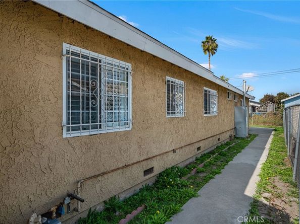 323 E 102nd St., Los Angeles CA 90003