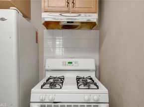 323 E 102nd St., Los Angeles CA 90003