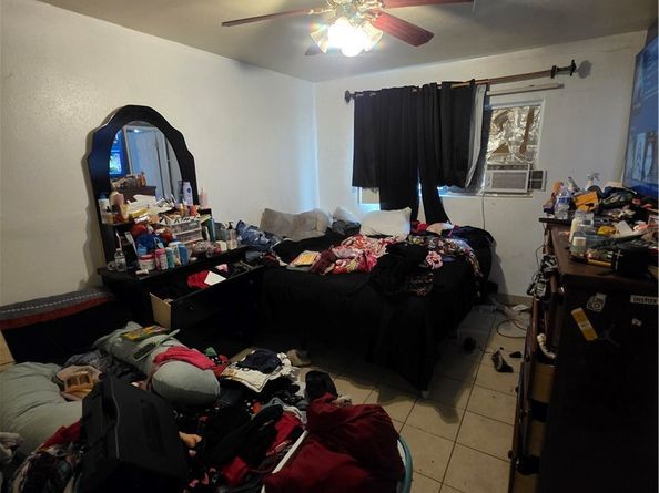 602 E Wilhelmina Street, Anaheim CA 92805