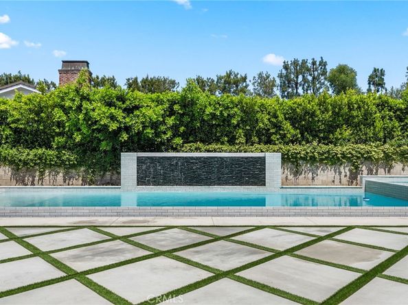 5110 E Copa De Oro Drive, Anaheim Hills CA 92807