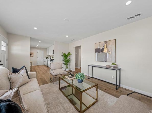 9362 Single Oak Drive, Lakeside CA 92040