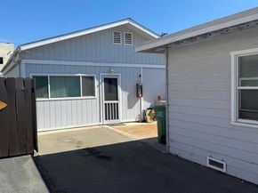 157 Maple Ave., Carlsbad CA 92008