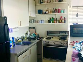 157 Maple Ave., Carlsbad CA 92008