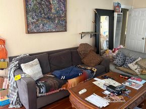 157 Maple Ave., Carlsbad CA 92008