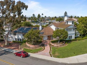 855 Country Club Drive