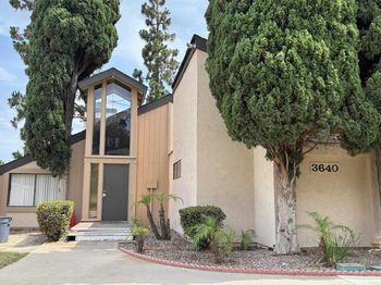 3522 Fairlomas Drive