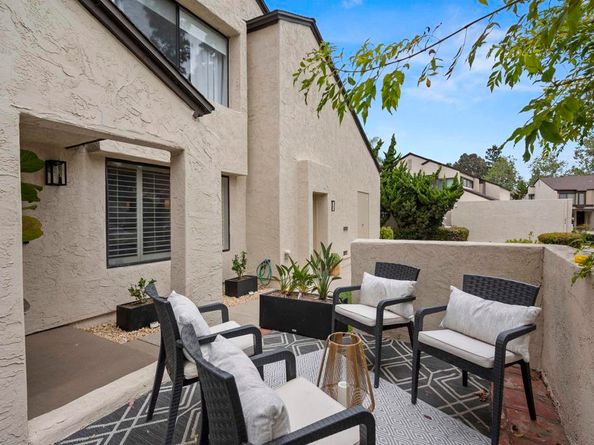 3020 Plaza Lorenzo, Bonita CA 91902