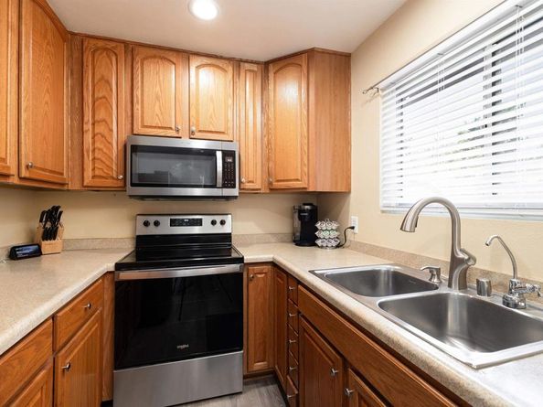 318 Graves Court, El Cajon CA 92021