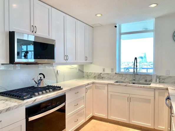 850 Beech Street 1901, San Diego CA 92101