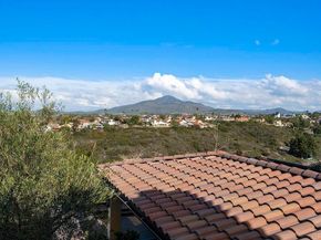 1133 Carlos Canyon Dr, Chula Vista CA 91910