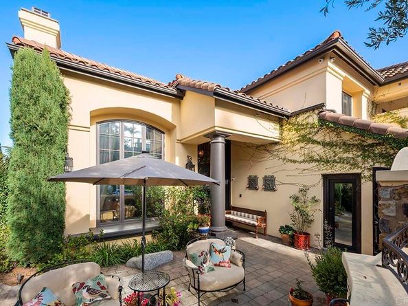 1133 Carlos Canyon Dr, Chula Vista CA 91910