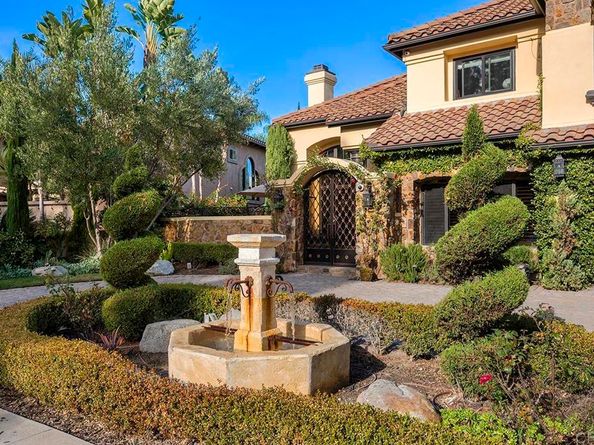 1133 Carlos Canyon Dr, Chula Vista CA 91910