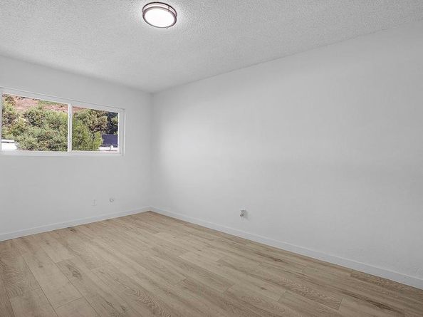 668 Kirtright st, San Diego CA 92114