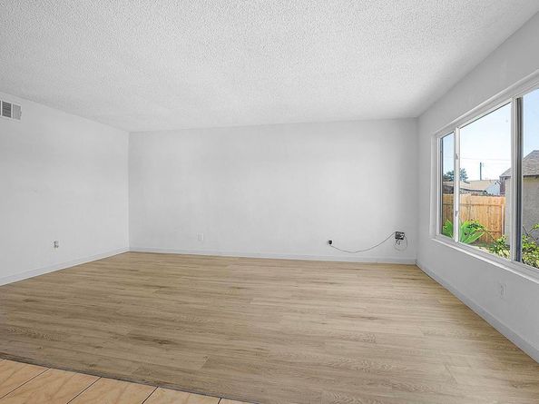 668 Kirtright st, San Diego CA 92114