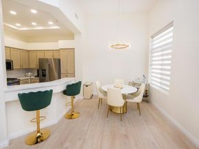 11376 Via Rancho San Diego Road F, El Cajon CA 92019