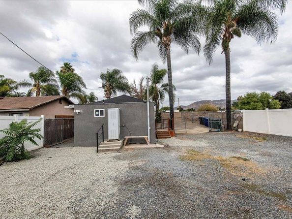 9742 Los Coches Rd, Lakeside CA 92040