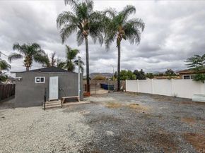 9742 Los Coches Rd, Lakeside CA 92040