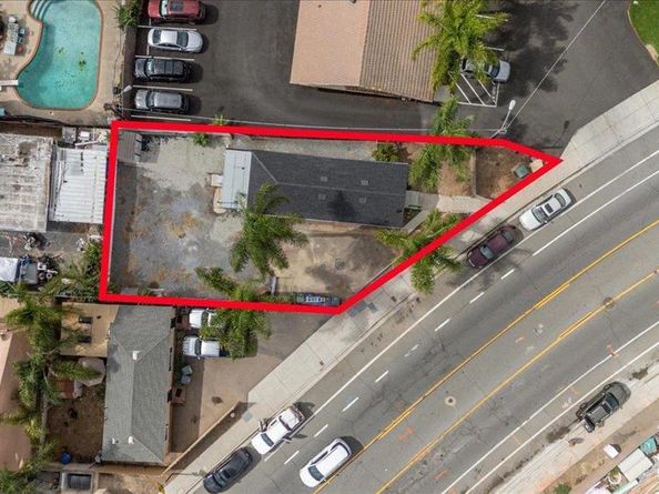 9742 Los Coches Rd, Lakeside CA 92040
