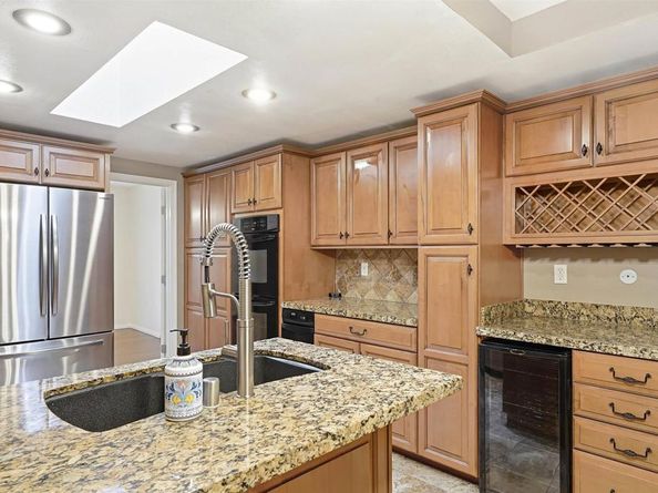 6615 Reservoir Court, San Diego CA 92115