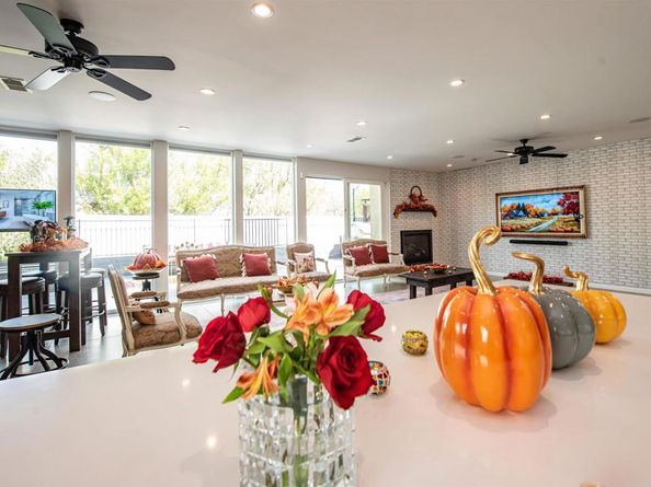 17892 Creciente Way, San Diego CA 92127