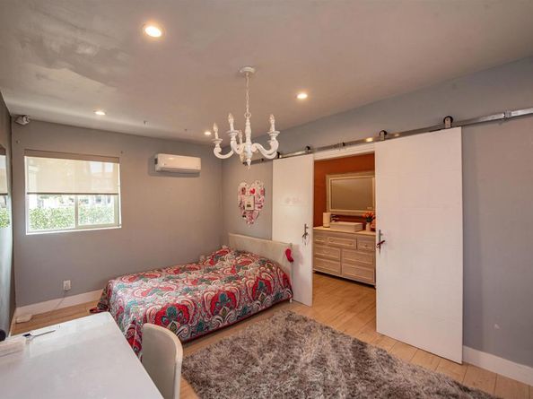17892 Creciente Way, San Diego CA 92127