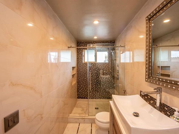17892 Creciente Way, San Diego CA 92127
