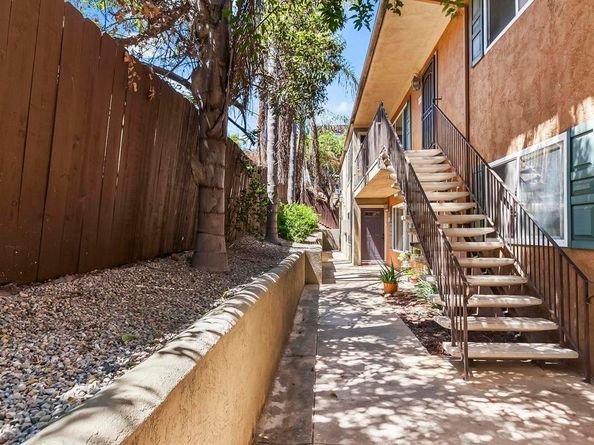 4334 College Avenue, San Diego CA 92115