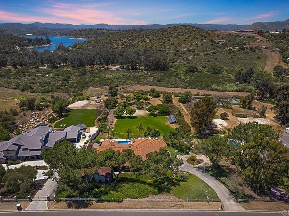 9824 Quail Canyon Road, El Cajon CA 92021